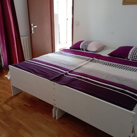 Apartment Mare 1 Novigrad Istria Buitenkant foto