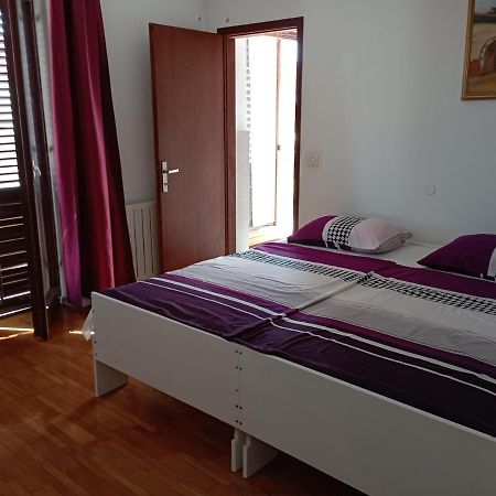 Apartment Mare 1 Novigrad Istria Buitenkant foto