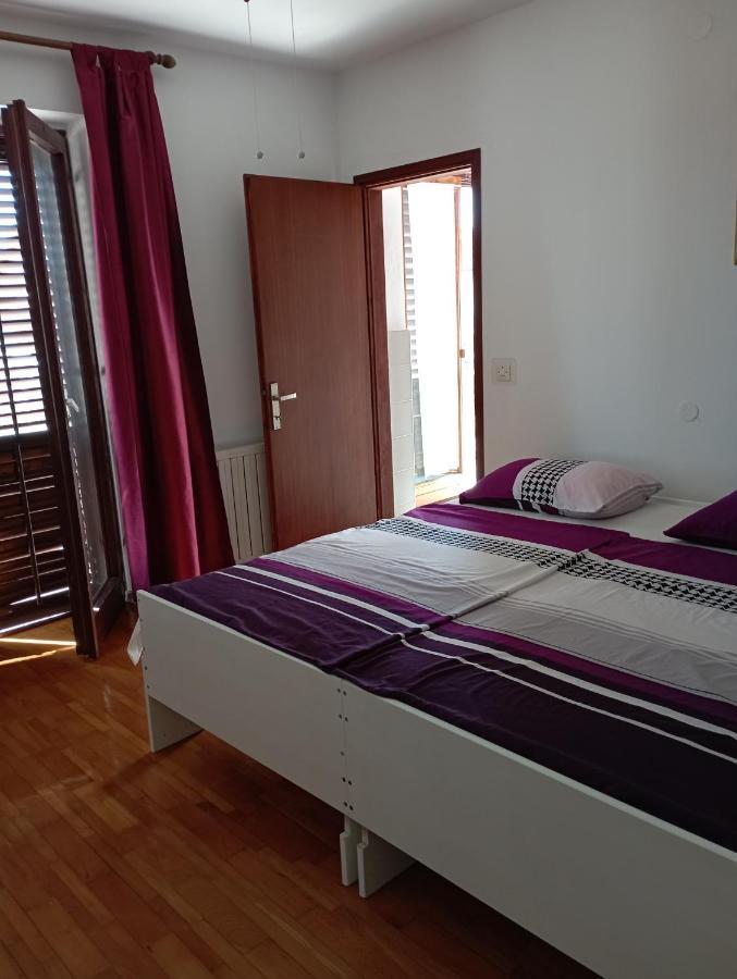 Apartment Mare 1 Novigrad Istria Buitenkant foto
